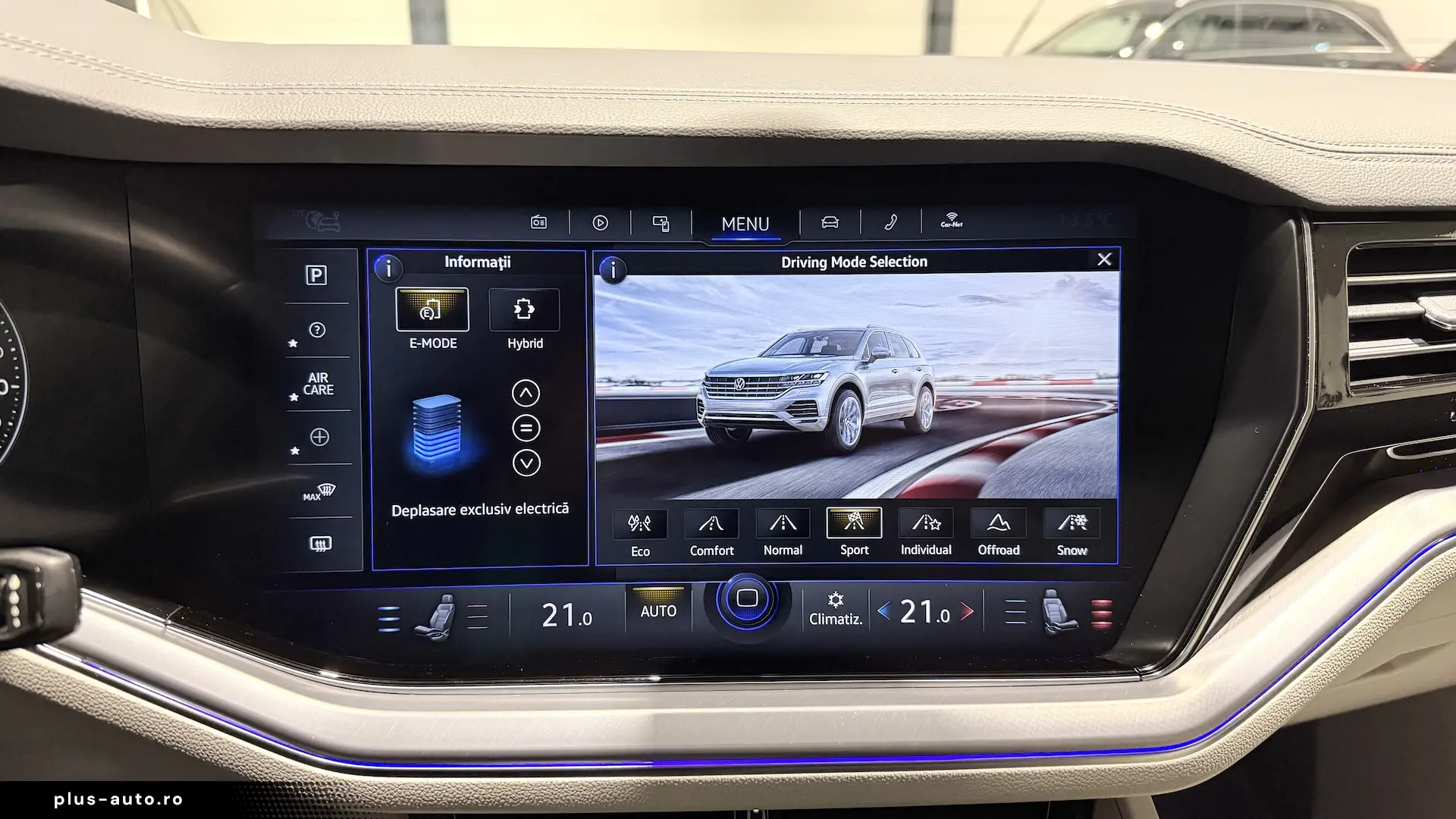 VW Touareg Int. Alb Panoramic IQ Light Masaj Ventilatie