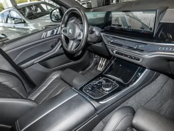 BMW X5 xDrive30d Facelift M-Sport Pro AHK