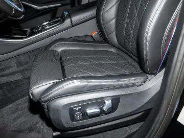 BMW X5 xDrive30d Facelift M-Sport Pro AHK