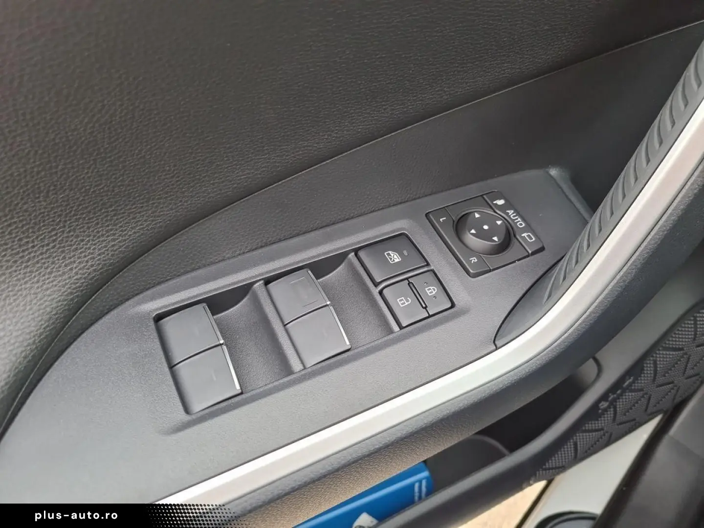 TOYOTA RAV4 2.5 Plug-in Hybrid