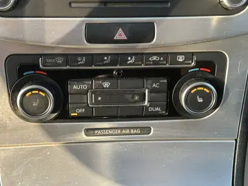 Volkswagen Passat B7 2.0 TDI HighLine