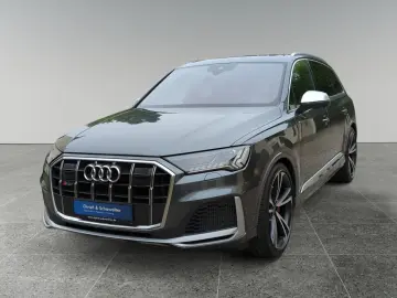 AUDI SQ7 TFSI 4.0  V8