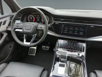 AUDI SQ7 TFSI 4.0  V8