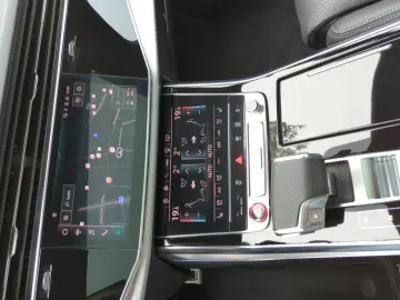 AUDI SQ7 TFSI 4.0  V8