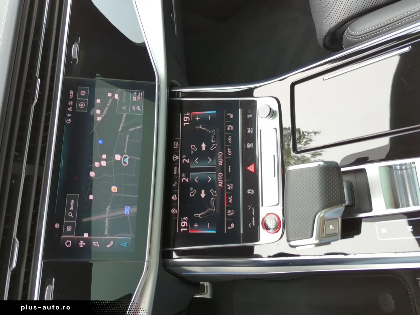 AUDI SQ7 TFSI 4.0  V8