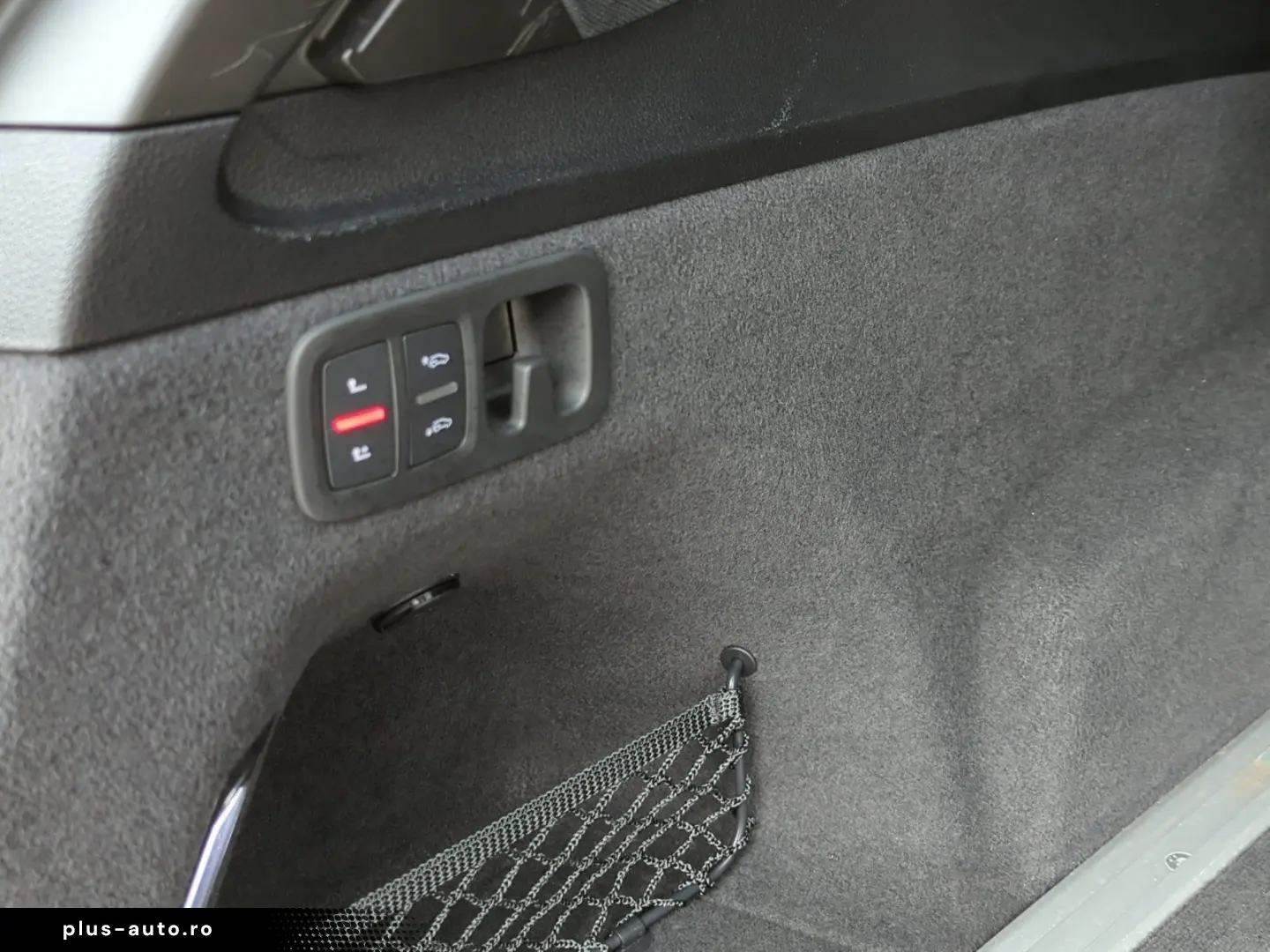 AUDI SQ7 TFSI 4.0  V8