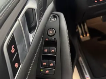 BMW X5 30d xDrive M Sport - AHK