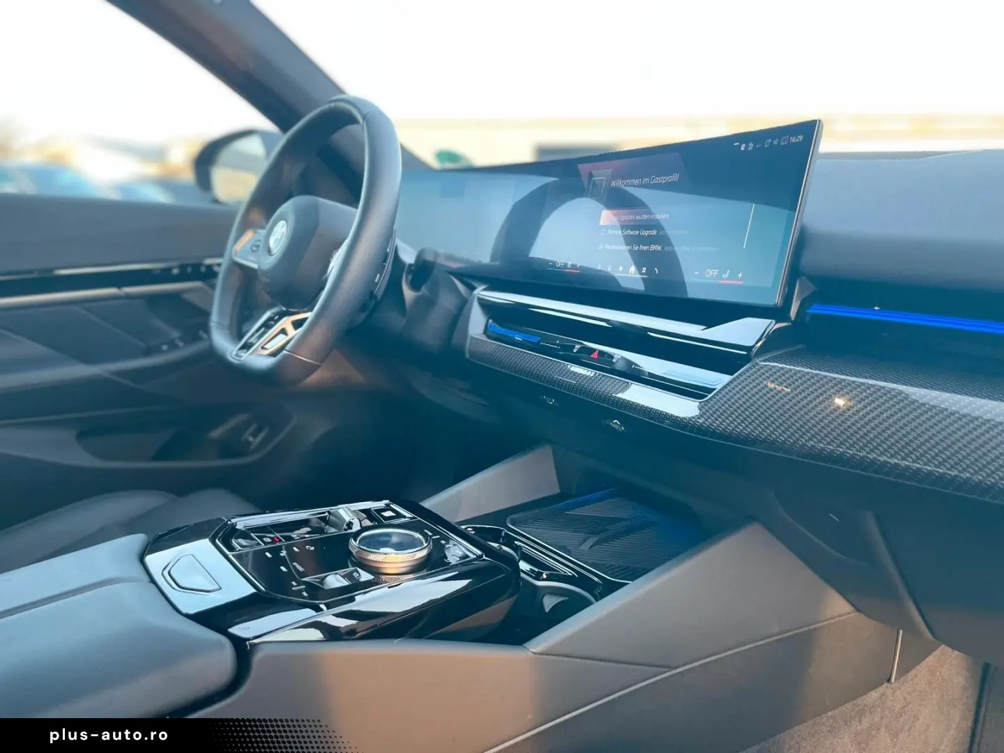 BMW 520 i M Sport STHZG HUD HK Sitzlüf 360 Keyless