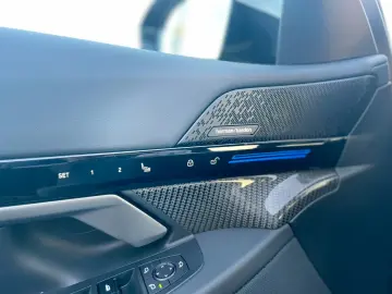 BMW 520 i M Sport STHZG HUD HK Sitzlüf 360 Keyless