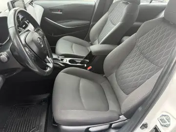 TOYOTA Corolla Hybrid Comfort Style e-CVT