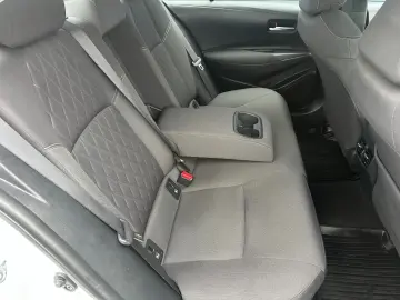 TOYOTA Corolla Hybrid Comfort Style e-CVT