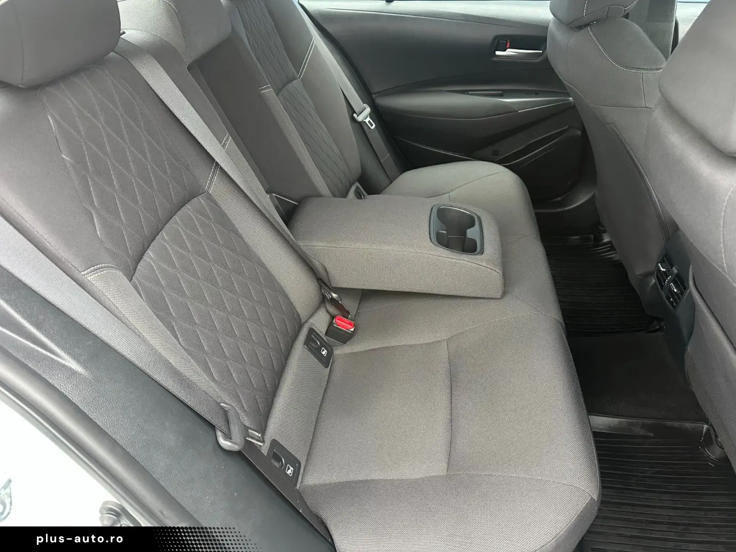 TOYOTA Corolla Hybrid Comfort Style e-CVT