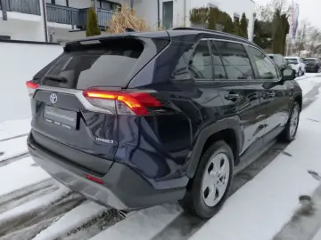 TOYOTA RAV4 2.5 VVT-i Hybrid TeamD Navi LED Leder SHZ