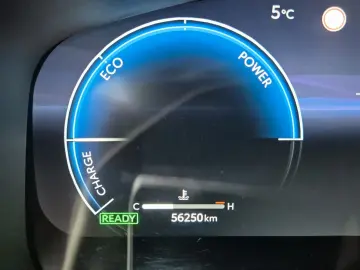 TOYOTA Corolla Cross Hybrid AWD Team Deutschland