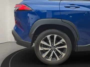 TOYOTA Corolla Cross Hybrid AWD Team Deutschland