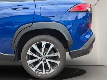 TOYOTA Corolla Cross Hybrid AWD Team Deutschland