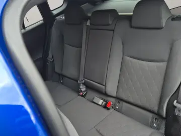 TOYOTA Corolla Cross Hybrid AWD Team Deutschland