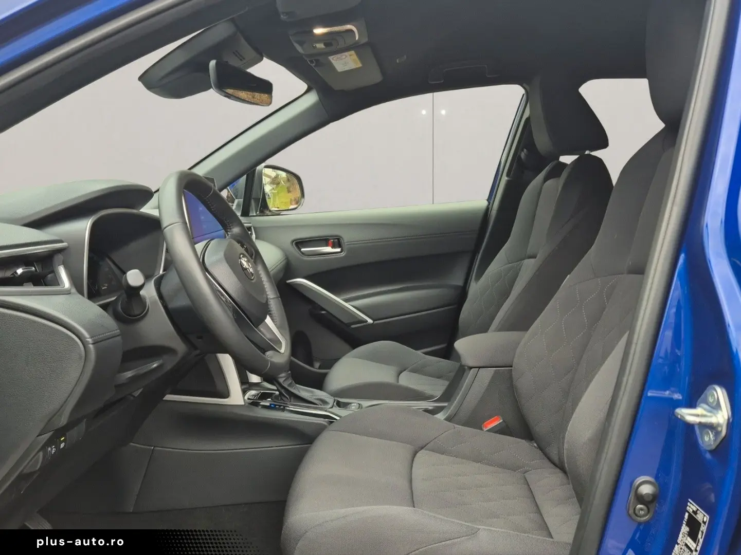 TOYOTA Corolla Cross Hybrid AWD Team Deutschland