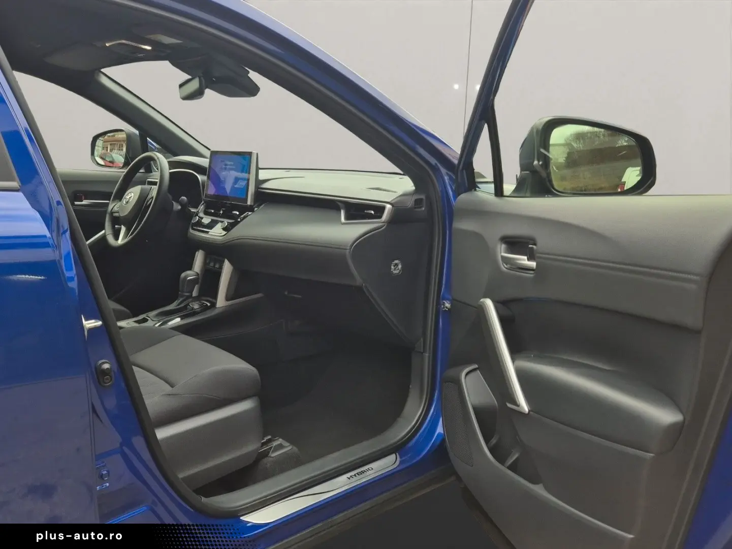 TOYOTA Corolla Cross Hybrid AWD Team Deutschland