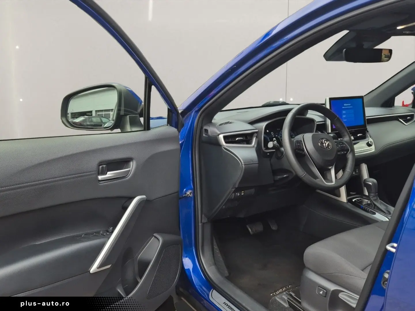 TOYOTA Corolla Cross Hybrid AWD Team Deutschland