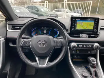 TOYOTA RAV4 Plug-in Hybrid AWD   AHK Kamera