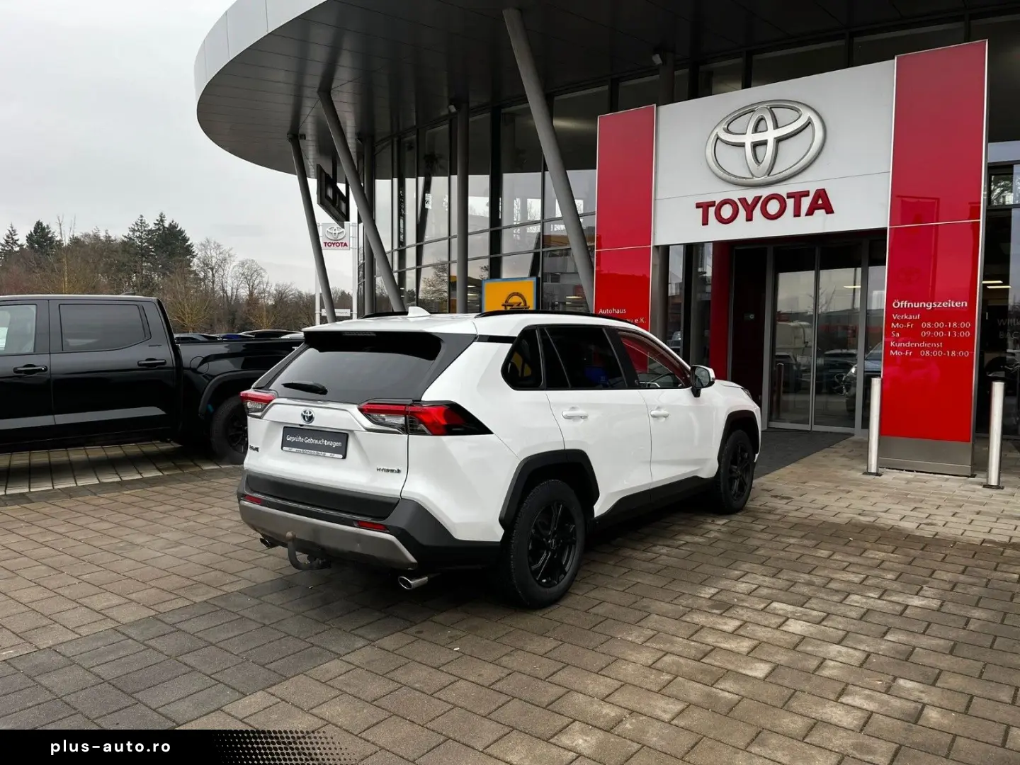 TOYOTA RAV4 Hybrid 4x4 Team Deutschland  TECHNIK-P  AHK