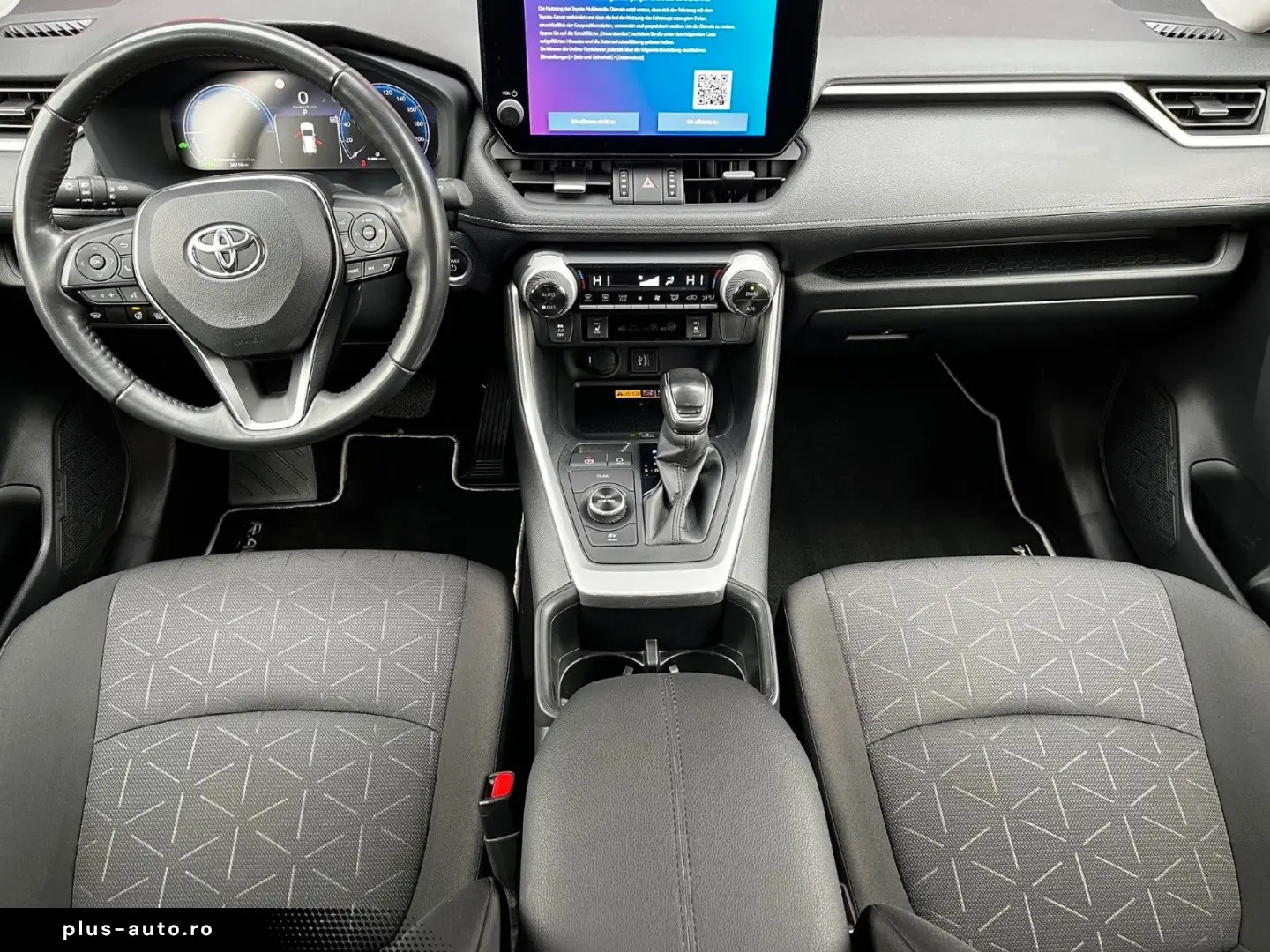 TOYOTA RAV4 Hybrid 4x4 Team Deutschland  TECHNIK-P  AHK