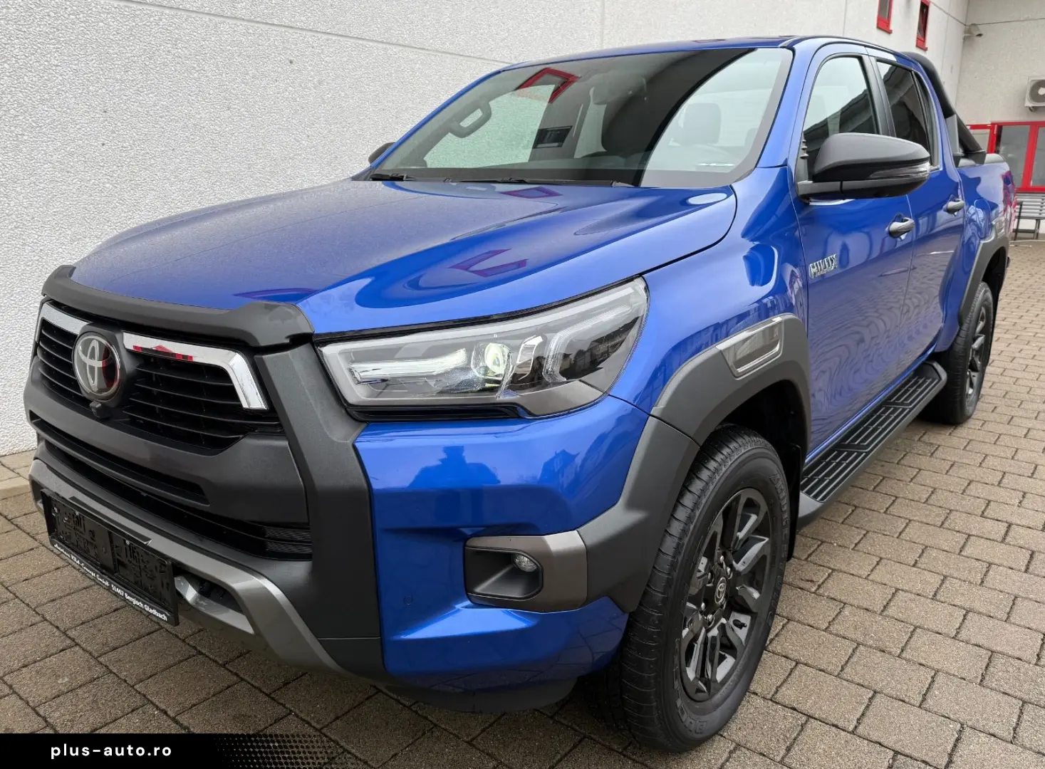 TOYOTA Hilux 4x4 Double Cab 2.8 Aut Invincible