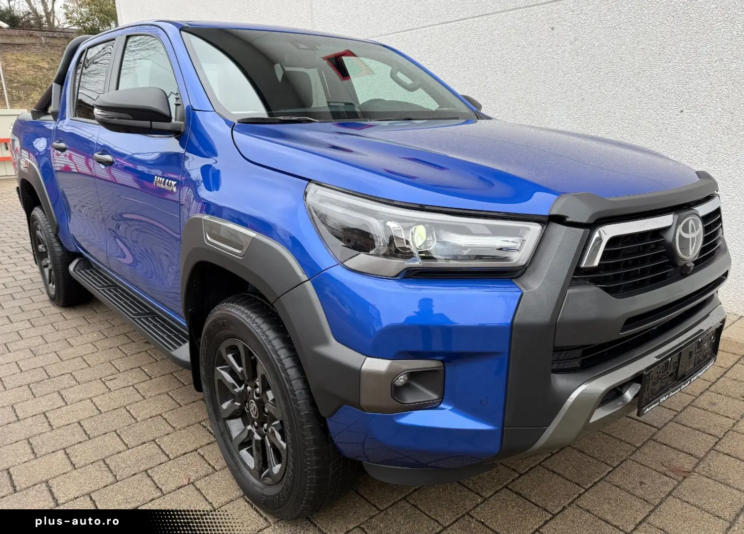 TOYOTA Hilux 4x4 Double Cab 2.8 Aut Invincible