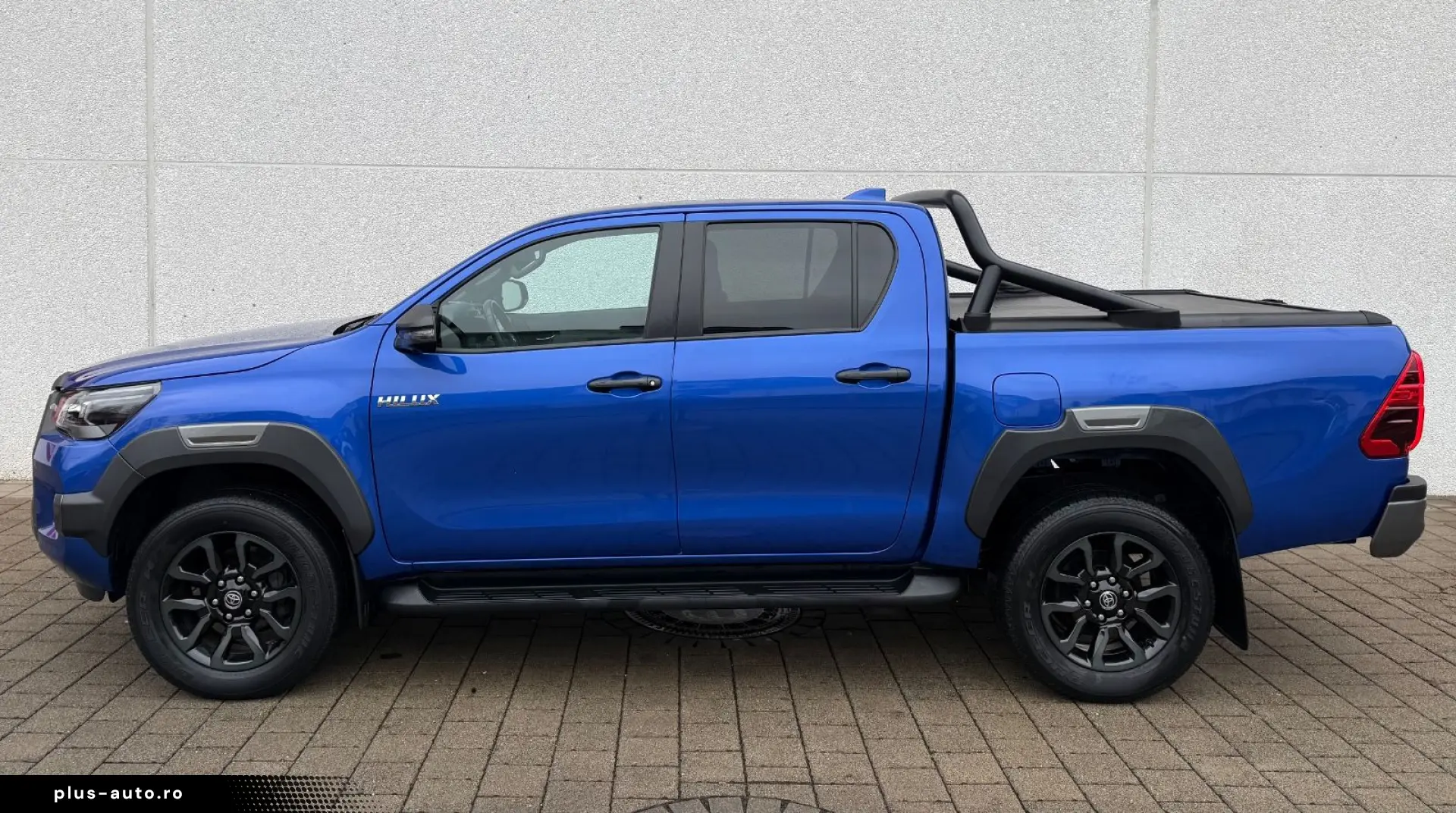 TOYOTA Hilux 4x4 Double Cab 2.8 Aut Invincible