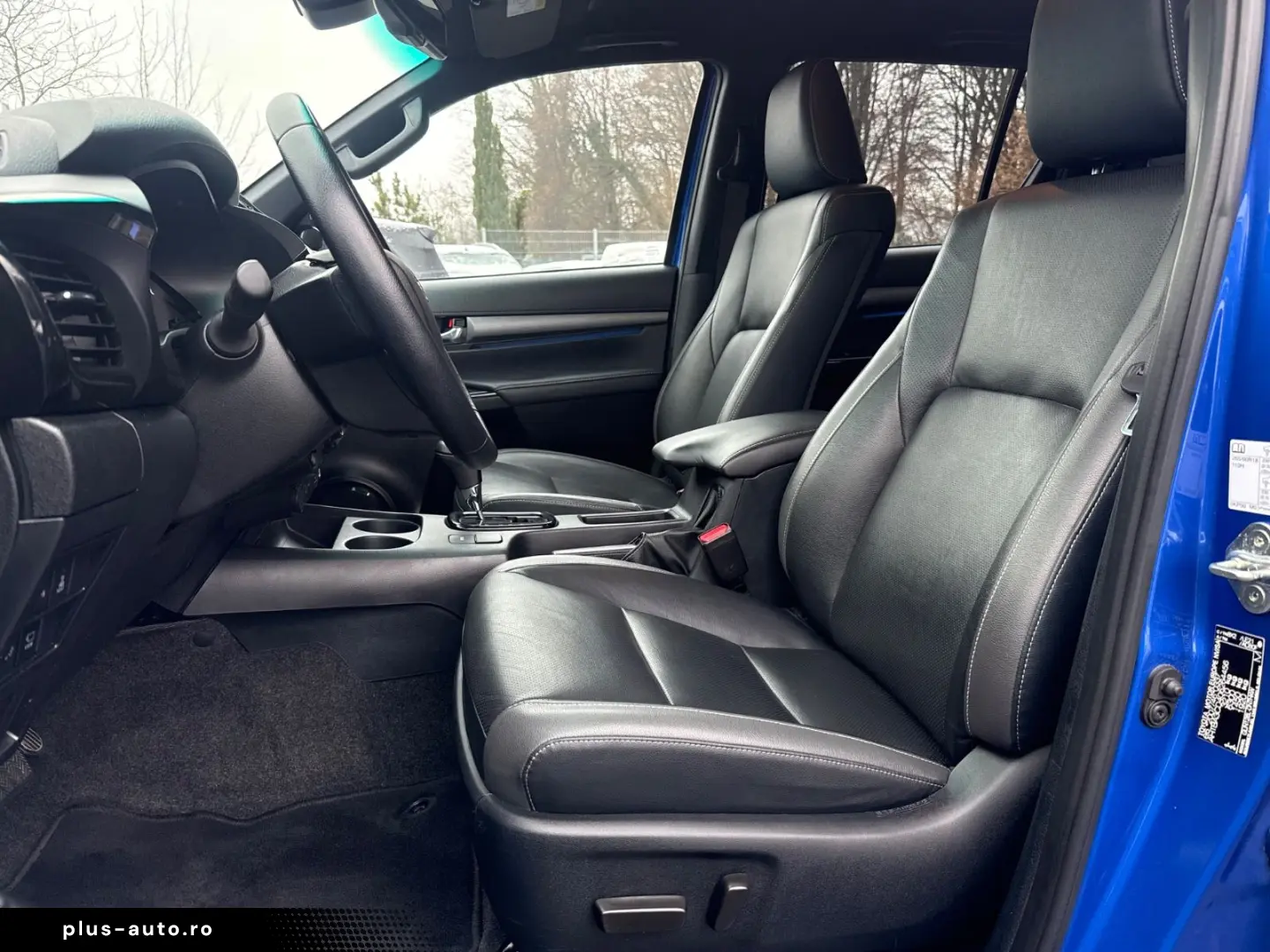 TOYOTA Hilux 4x4 Double Cab 2.8 Aut Invincible