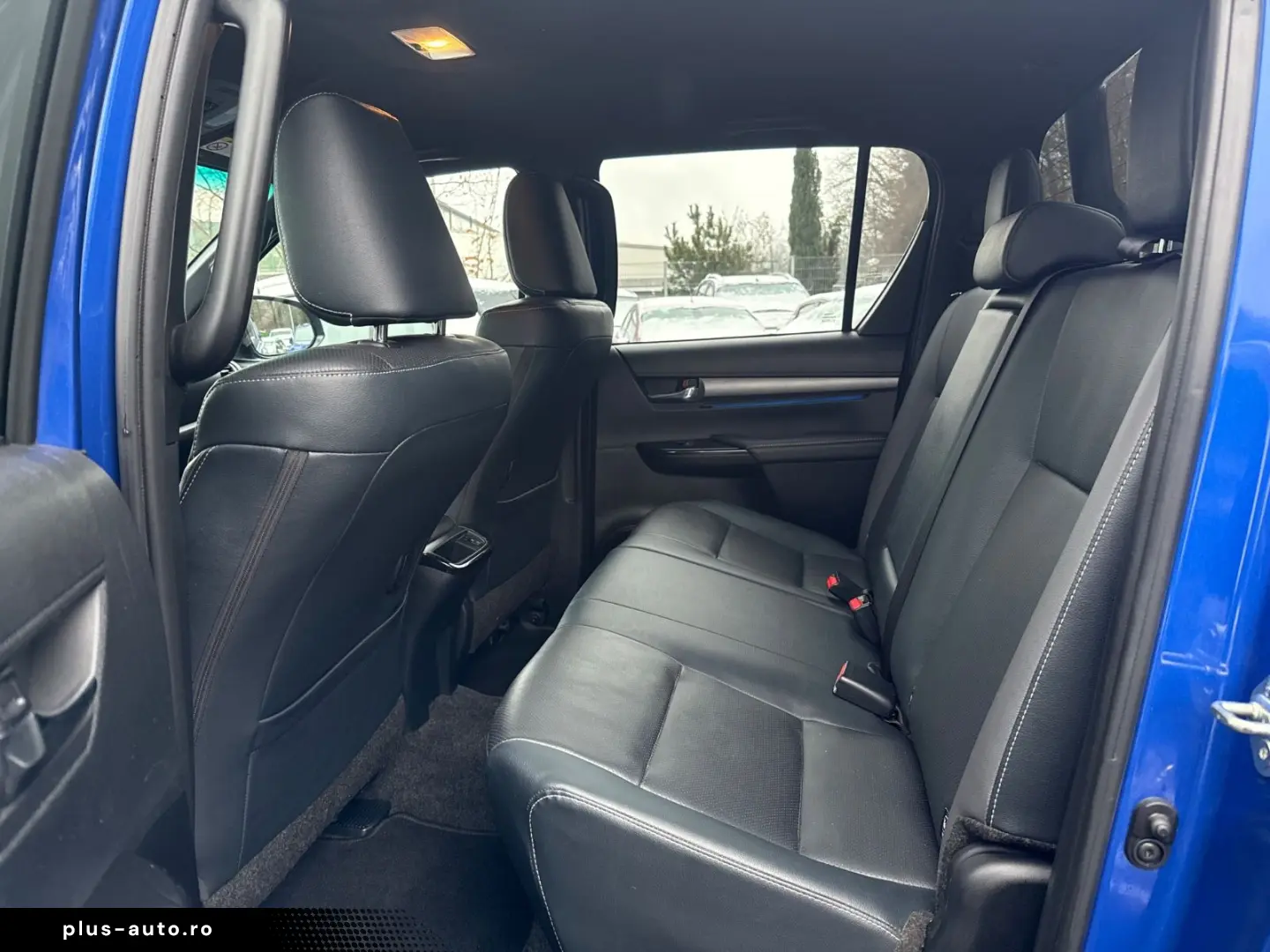 TOYOTA Hilux 4x4 Double Cab 2.8 Aut Invincible