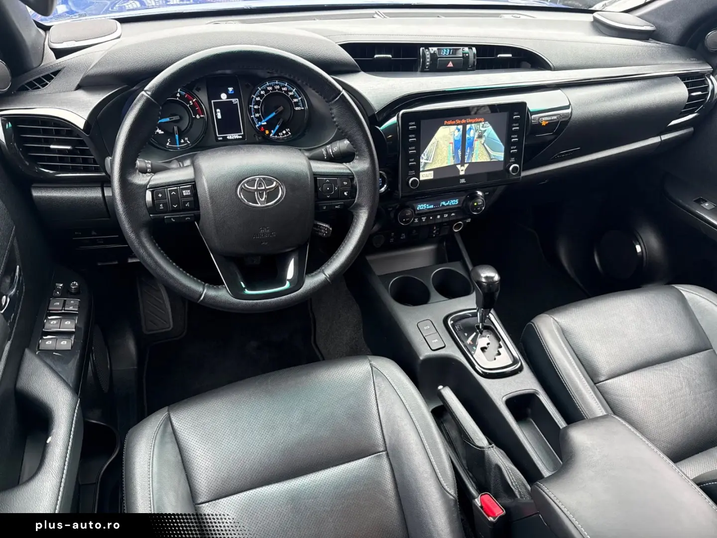 TOYOTA Hilux 4x4 Double Cab 2.8 Aut Invincible