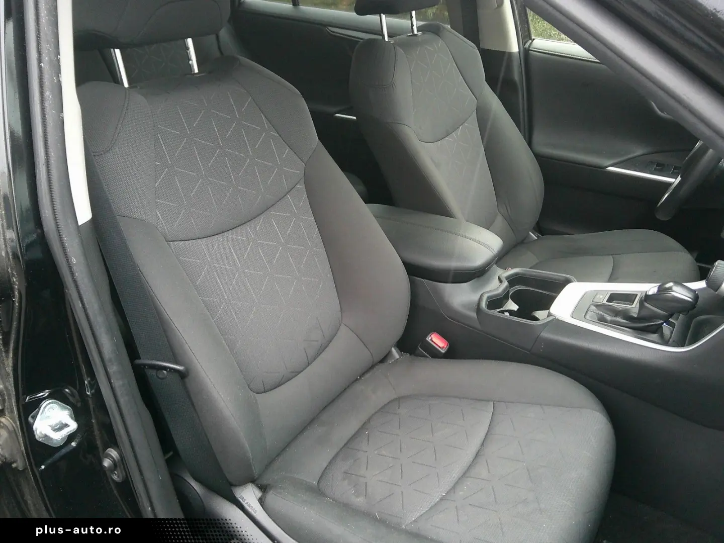 TOYOTA RAV 4 Hybrid 4x2 Business Edition Navi LED