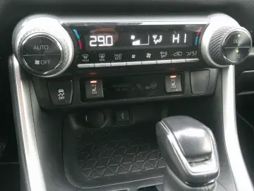 TOYOTA RAV 4 Hybrid 4x2 Business Edition Navi LED