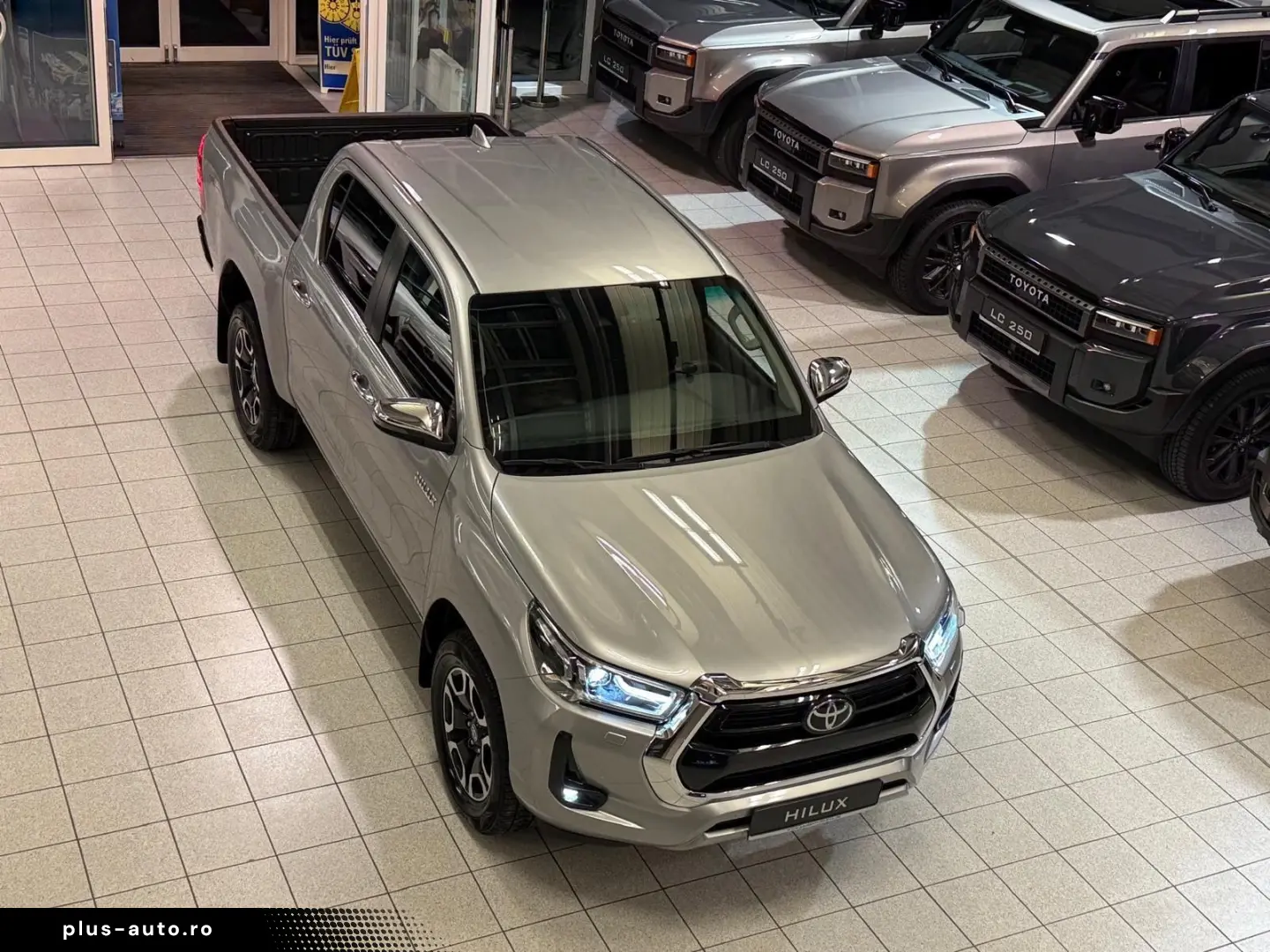 TOYOTA DOUBLE CAB EXECUTIVE-AUT-KAMERA-LED-RADAR-