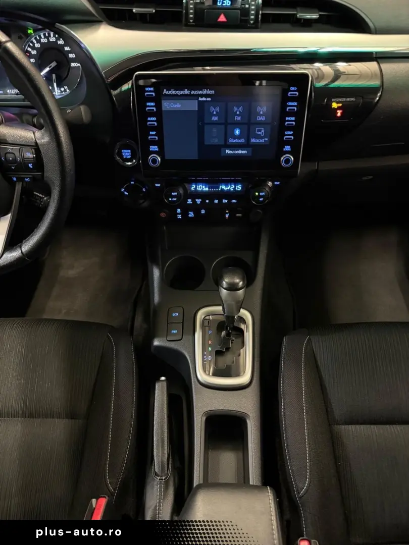 TOYOTA DOUBLE CAB EXECUTIVE-AUT-KAMERA-LED-RADAR-