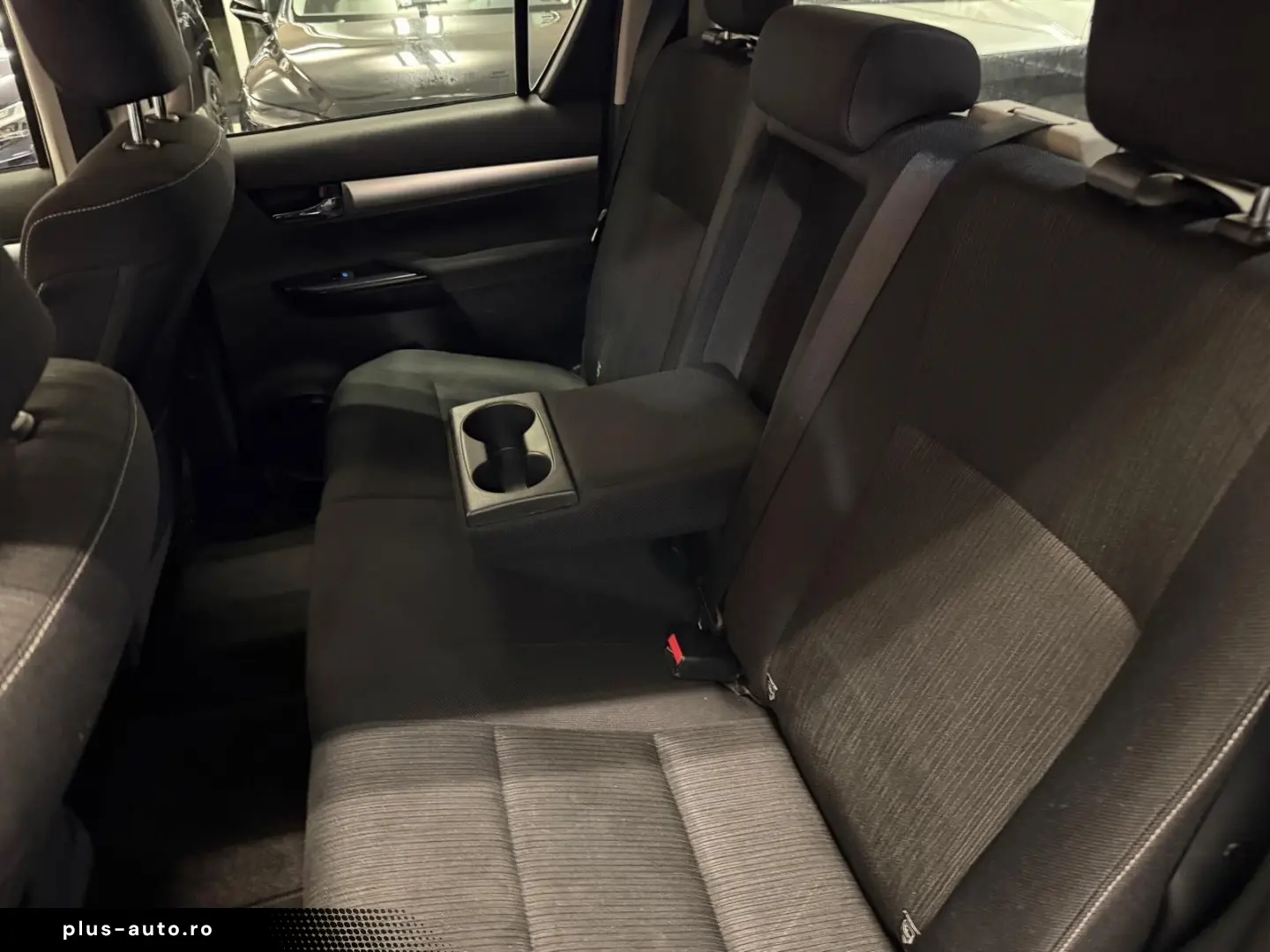 TOYOTA DOUBLE CAB EXECUTIVE-AUT-KAMERA-LED-RADAR-