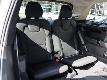 VOLVO XC90 T8 Recharge AWD Ultra Dark