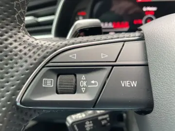 AUDI RSQ8 4 0 TFSI qu Matrix AHK Standhzg Pano Memory