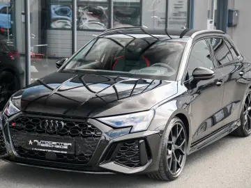 AUDI RS3 Sportback 2.5 TFSI HUD  HGP 650 PS !!