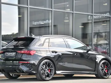 AUDI RS3 Sportback 2.5 TFSI HUD  HGP 650 PS !!