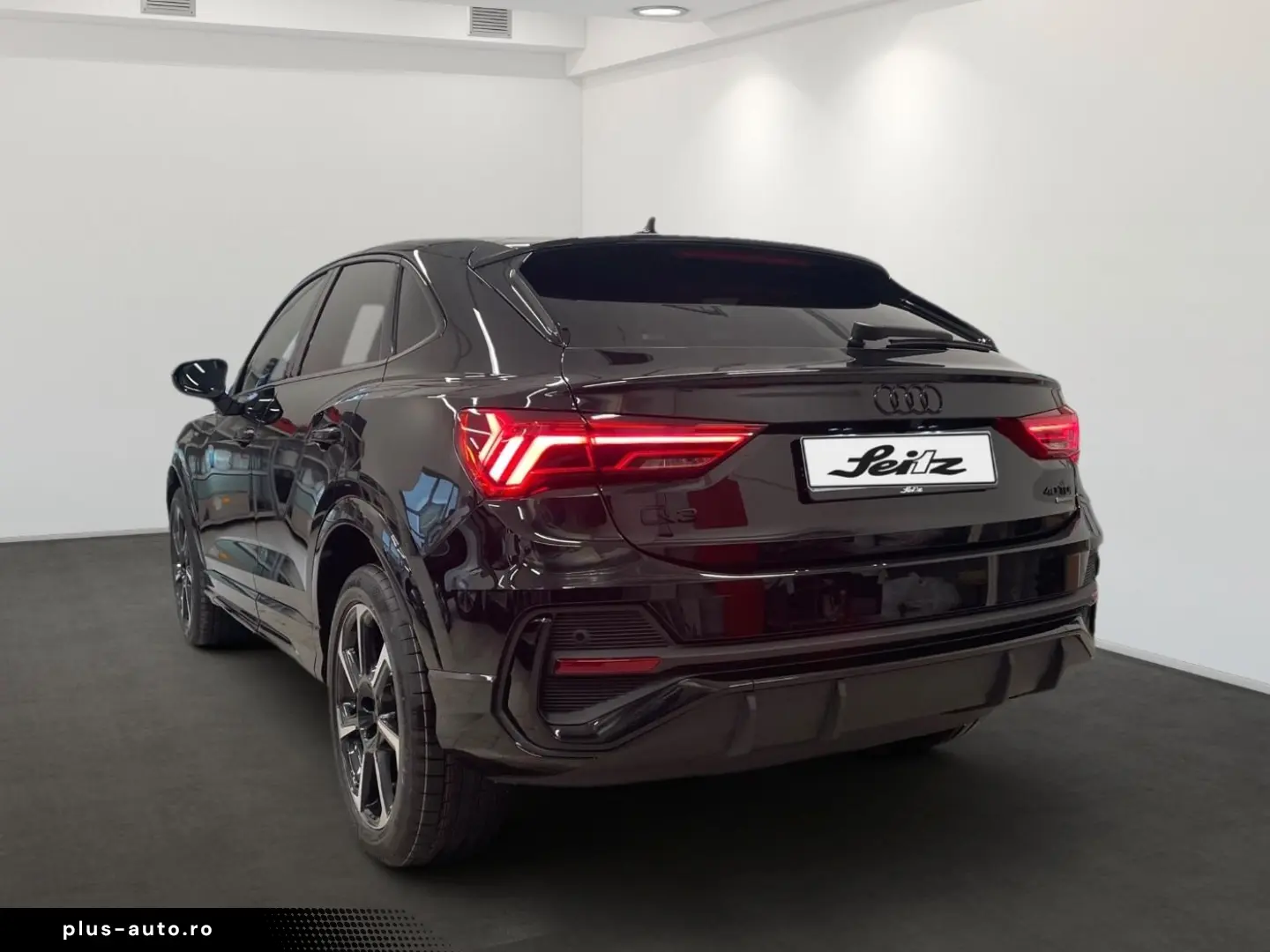 AUDI Q3 Sportback 40 TDI quattro S line  AHK MATRIX