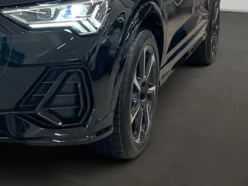 AUDI Q3 Sportback 40 TDI quattro S line  AHK MATRIX
