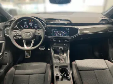 AUDI Q3 Sportback 40 TDI quattro S line  AHK MATRIX