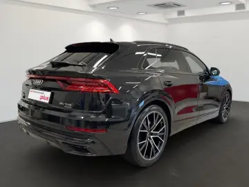 AUDI Q8 55 TFSI quattro  AHK MATRIX B&O PANO