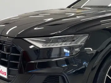 AUDI Q8 55 TFSI quattro  AHK MATRIX B&O PANO