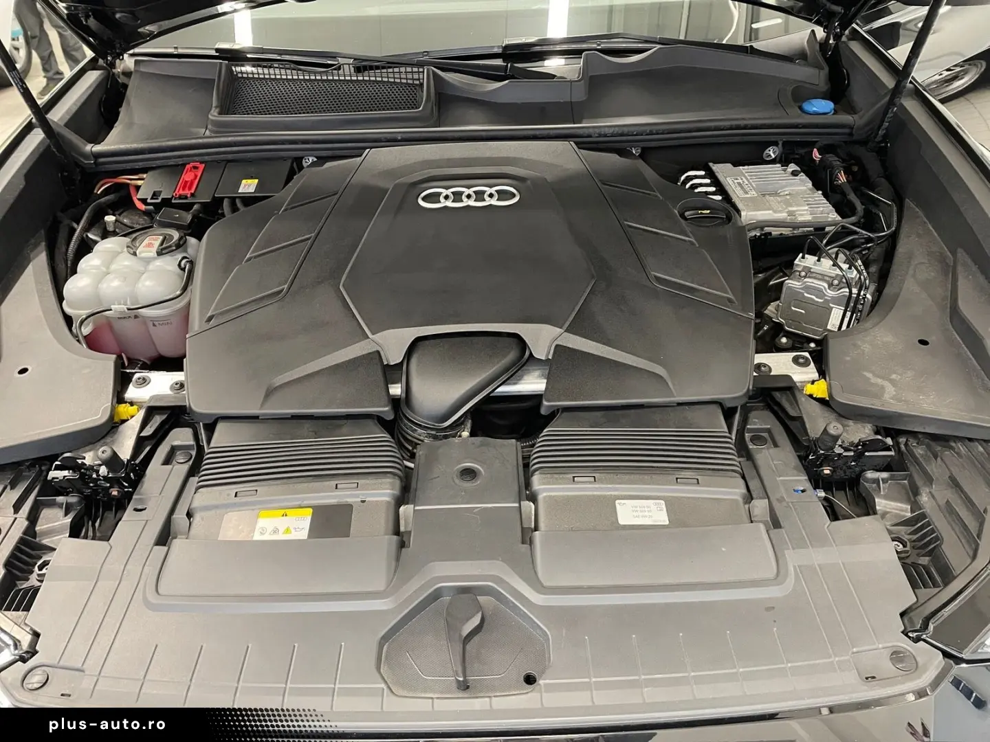 AUDI Q8 55 TFSI quattro  AHK MATRIX B&O PANO