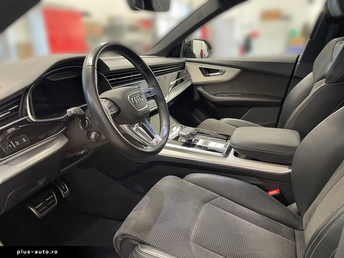 AUDI Q8 55 TFSI quattro  AHK MATRIX B&O PANO