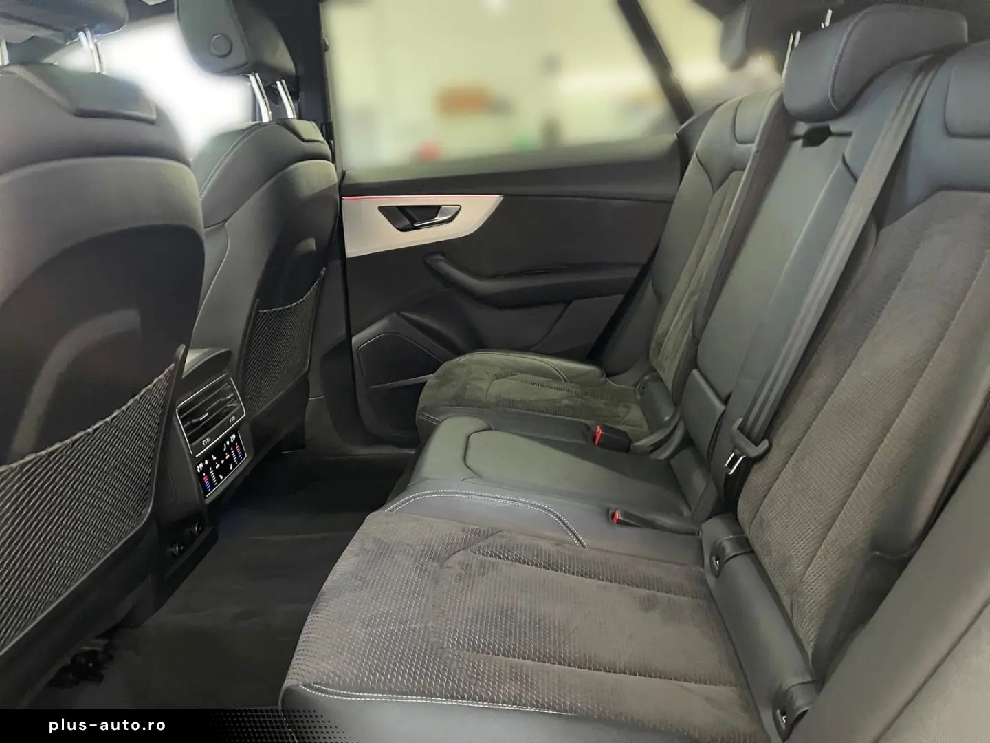 AUDI Q8 55 TFSI quattro  AHK MATRIX B&O PANO